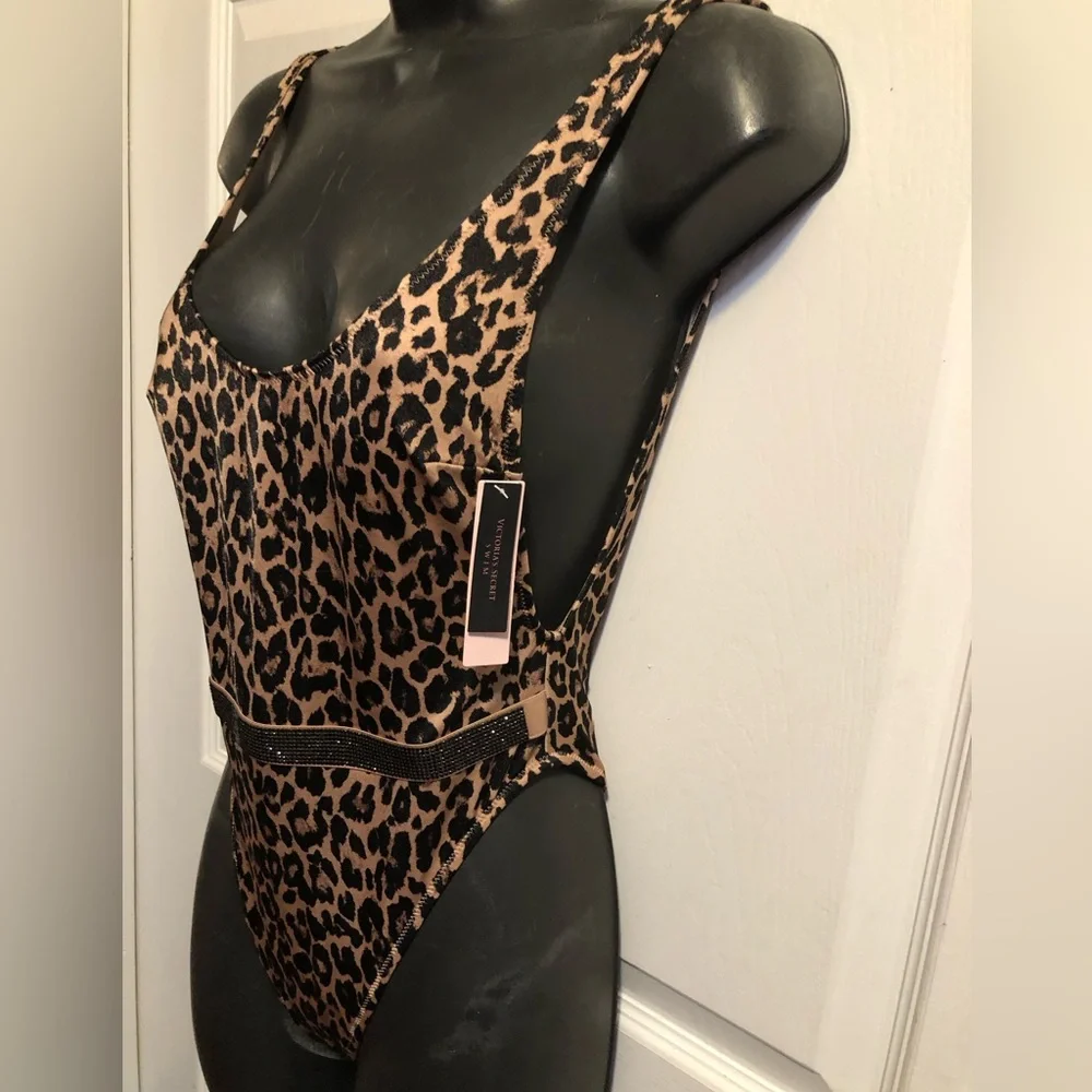 Victoria’s Secret ￼Leopard 🐆 swimsuit /￼ Bodysuit￼ - Picture 12 of 16